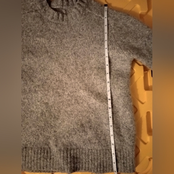 Everlane Wool Sweater Sz Small - Picture 16 of 16
